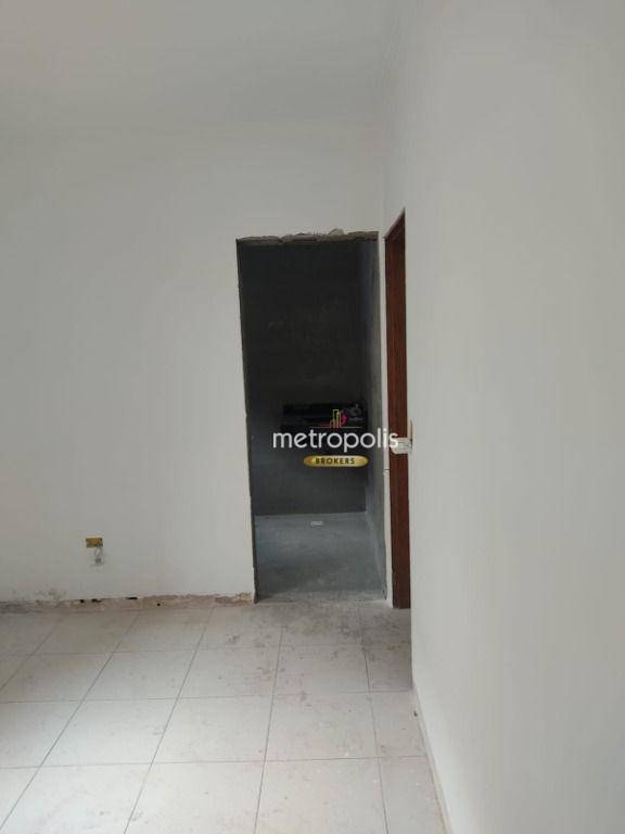 Sobrado à venda com 3 quartos, 250m² - Foto 11