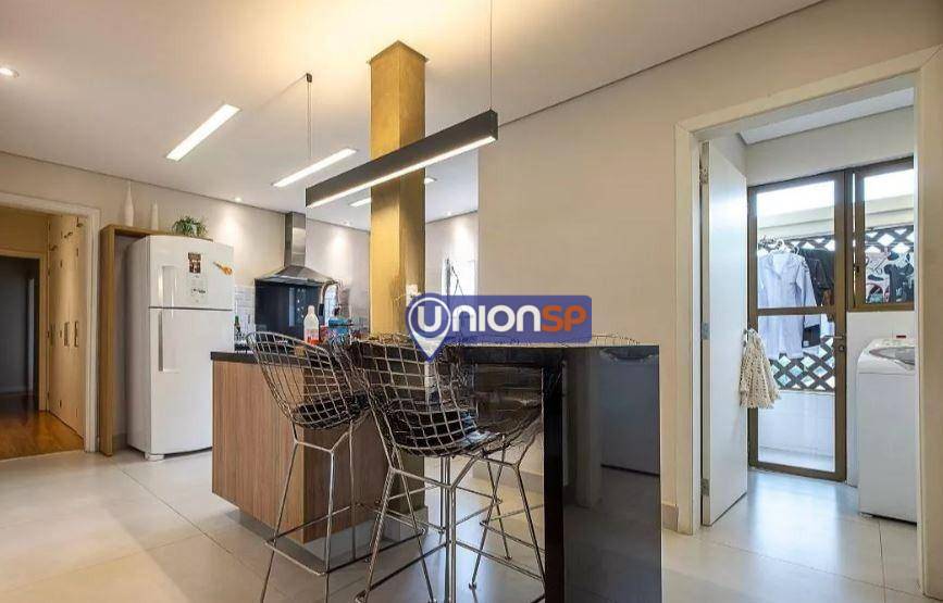 Apartamento à venda com 4 quartos, 246m² - Foto 17