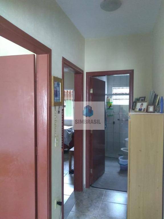 Casa à venda com 2 quartos, 180m² - Foto 2