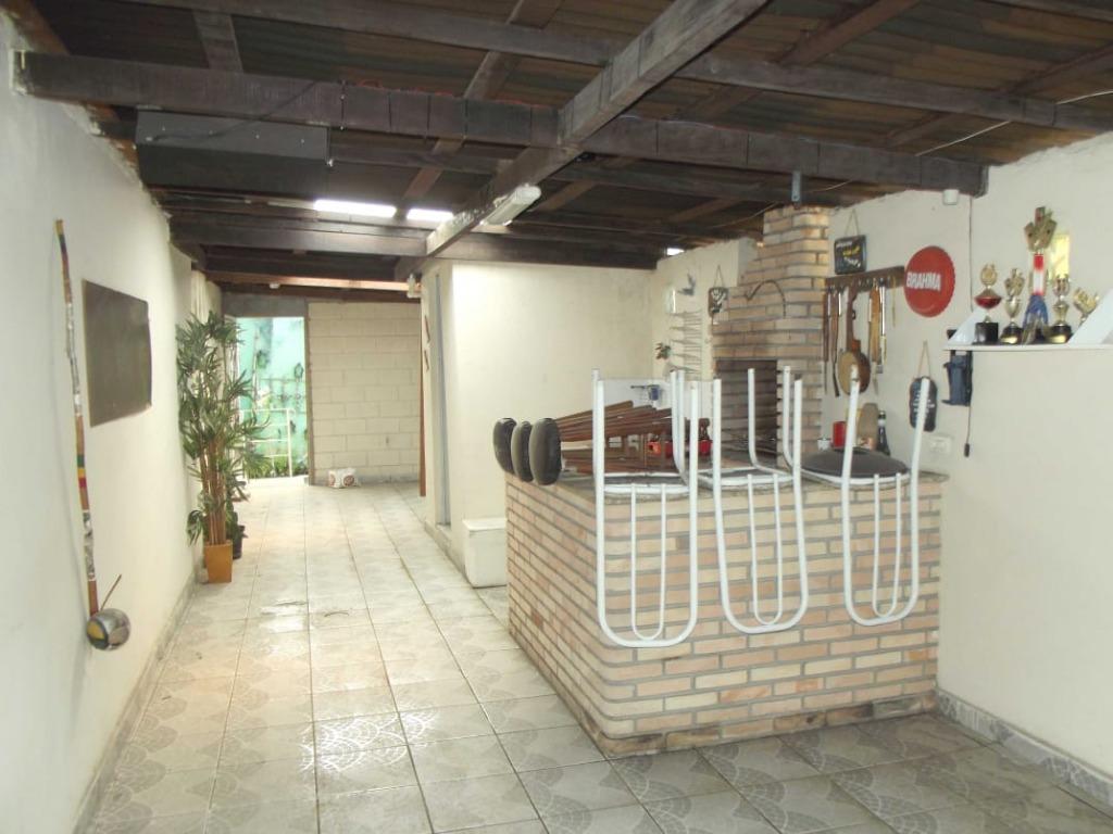 Sobrado à venda com 3 quartos, 195m² - Foto 3