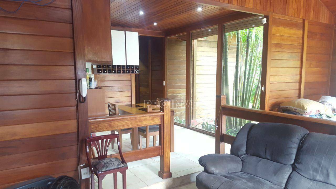 Casa de Condomínio à venda e aluguel com 3 quartos, 250m² - Foto 6