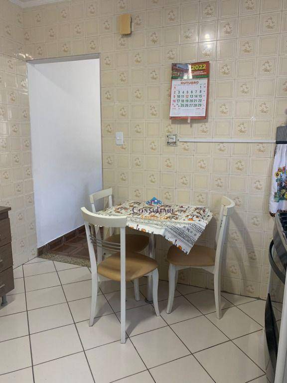 Apartamento à venda com 2 quartos, 75m² - Foto 14