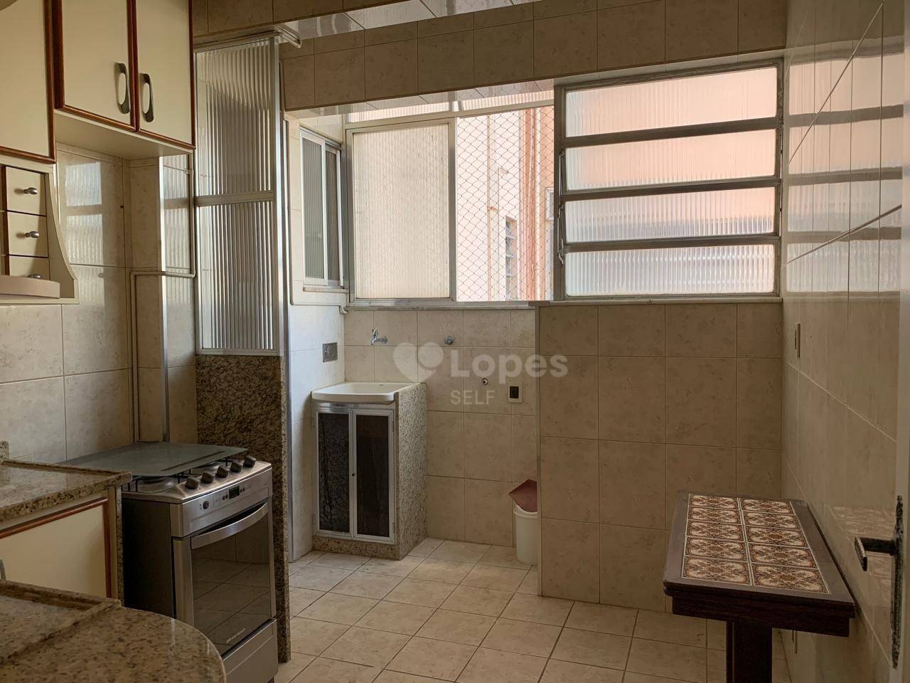 Apartamento à venda com 2 quartos, 87m² - Foto 6