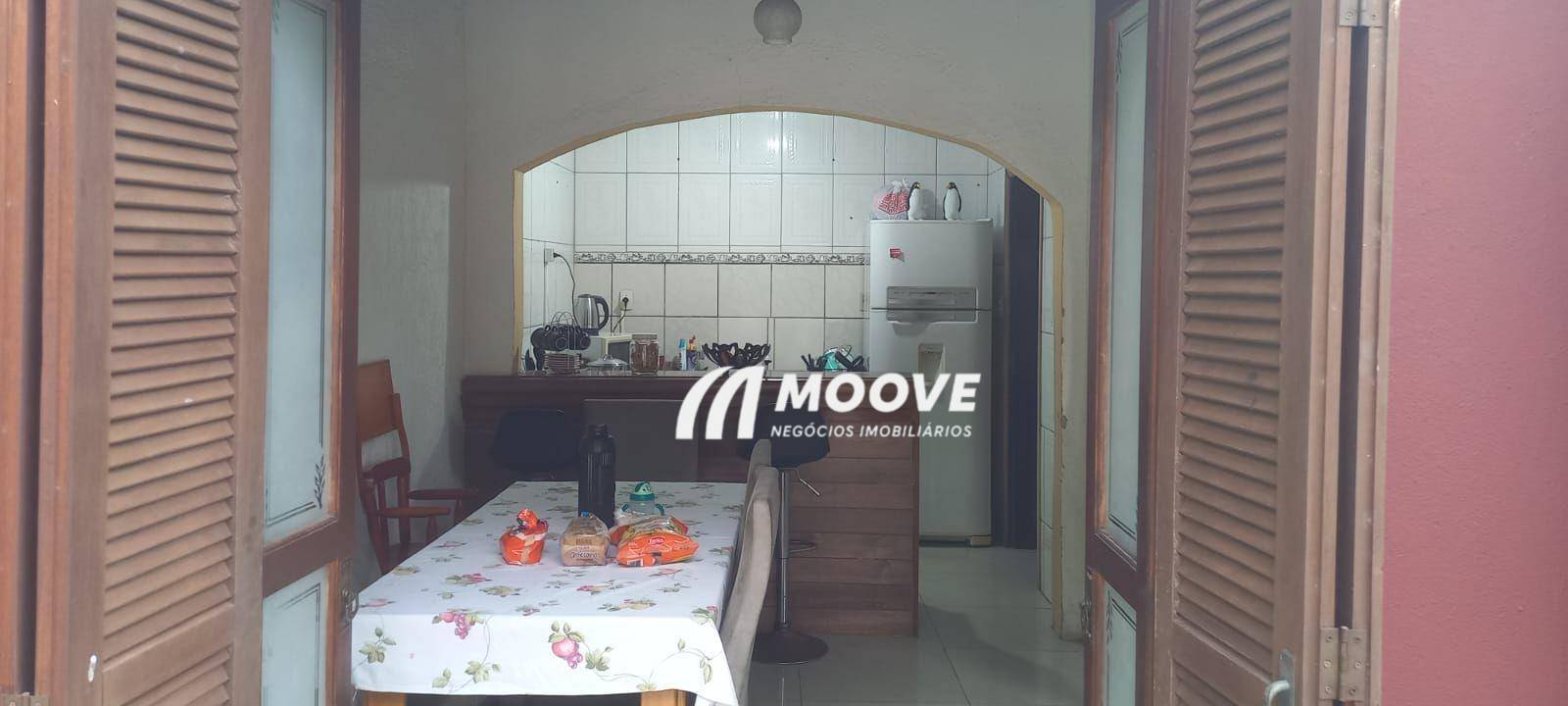 Casa à venda com 3 quartos, 55m² - Foto 3