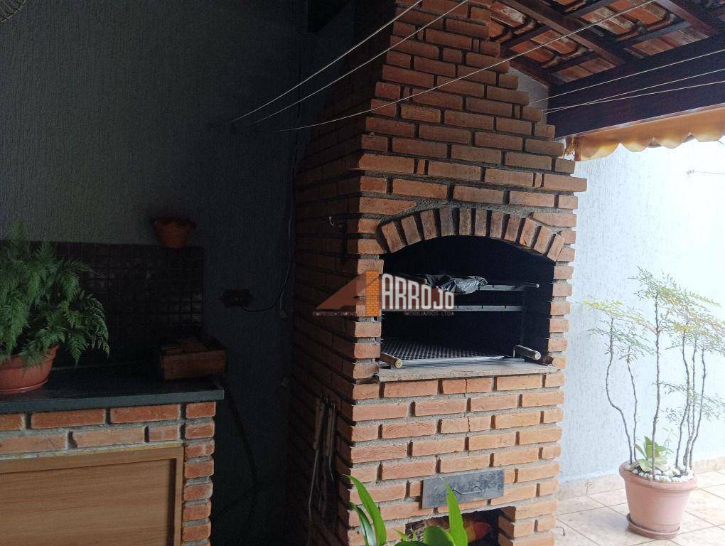 Sobrado à venda com 3 quartos, 200m² - Foto 22