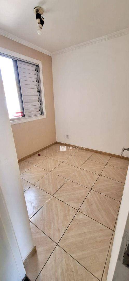 Apartamento à venda com 3 quartos, 60m² - Foto 13