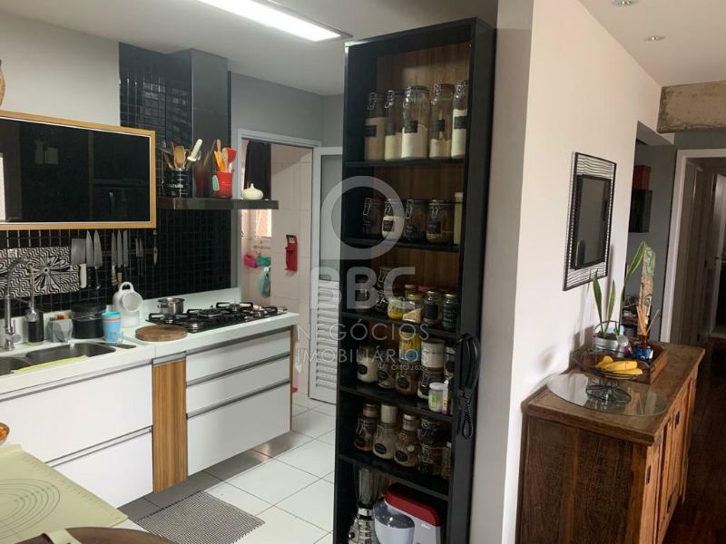 Apartamento à venda com 2 quartos, 96m² - Foto 11