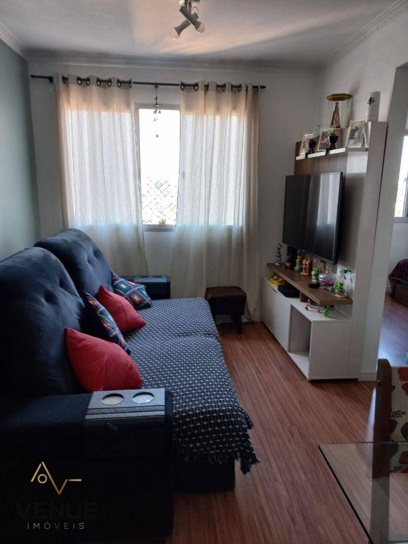 Apartamento à venda com 2 quartos, 45m² - Foto 3