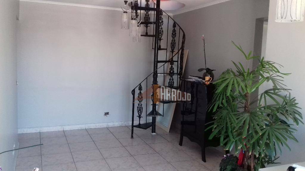 Apartamento à venda com 2 quartos, 111m² - Foto 2