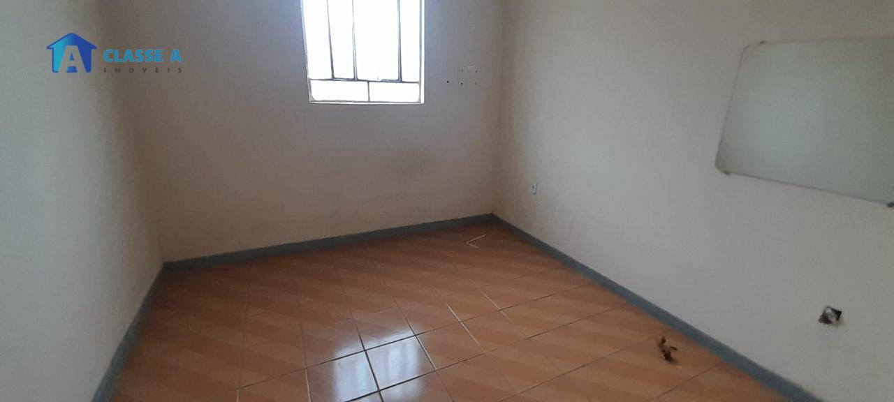 Casa à venda com 3 quartos, 180m² - Foto 8