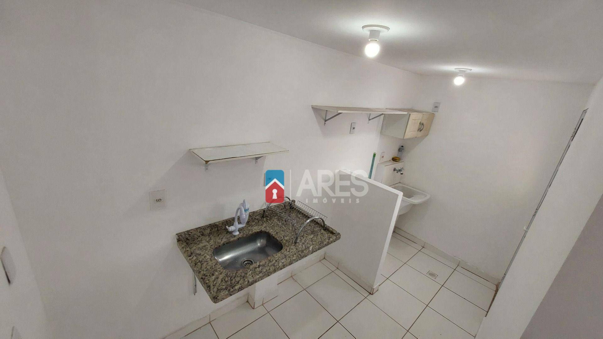 Apartamento à venda com 2 quartos, 56m² - Foto 2