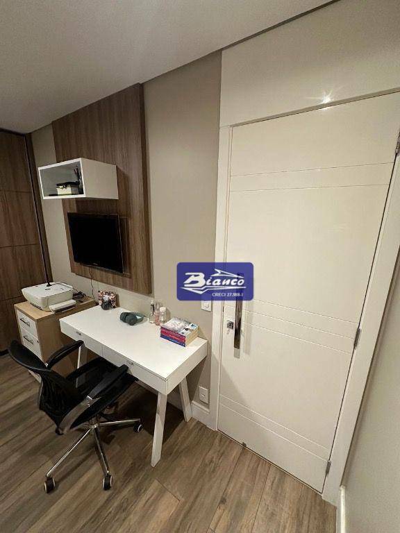 Apartamento à venda com 3 quartos, 168m² - Foto 21