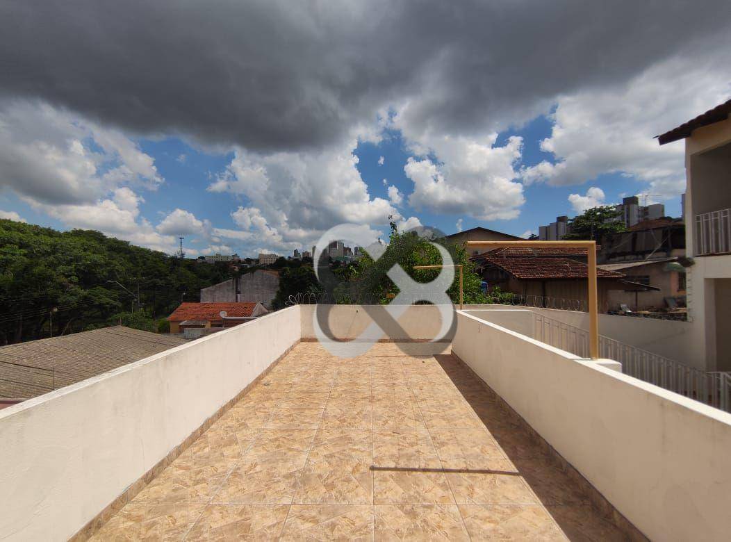 Casa à venda com 4 quartos, 321m² - Foto 16