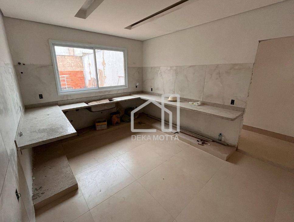 Casa de Condomínio à venda com 3 quartos, 250m² - Foto 12