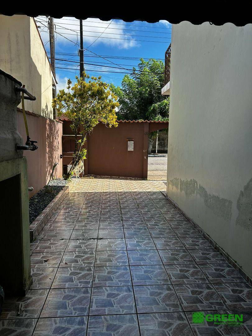 Casa à venda com 4 quartos, 155m² - Foto 8