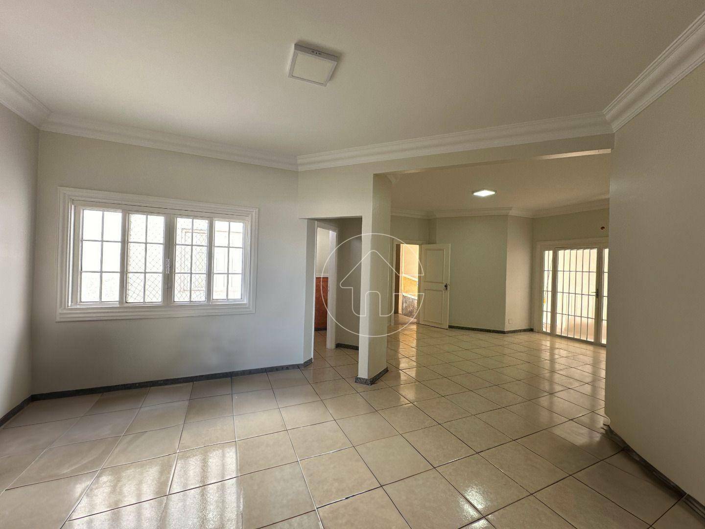 Apartamento para alugar com 3 quartos, 178m² - Foto 3