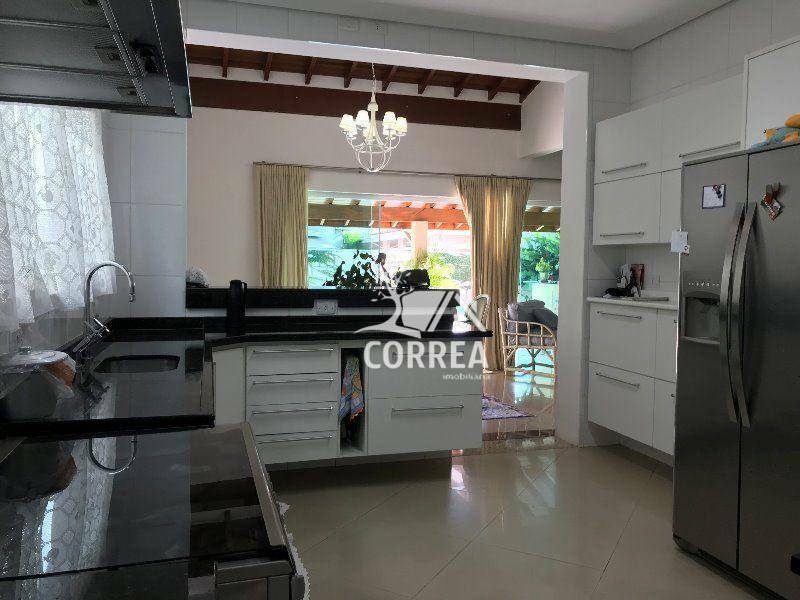 Casa à venda com 4 quartos, 366m² - Foto 25