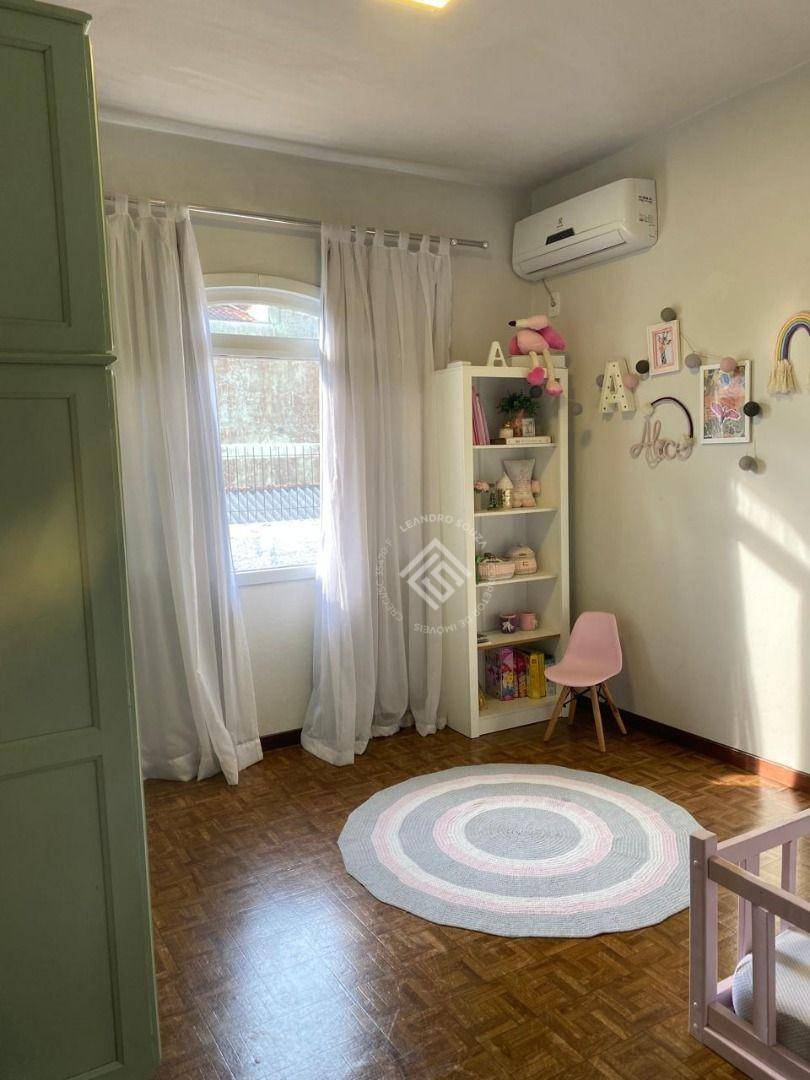 Casa à venda com 2 quartos, 179m² - Foto 15
