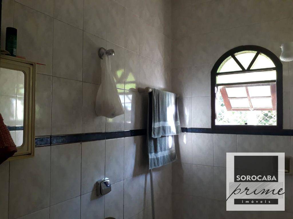 Casa de Condomínio à venda com 3 quartos, 212m² - Foto 2