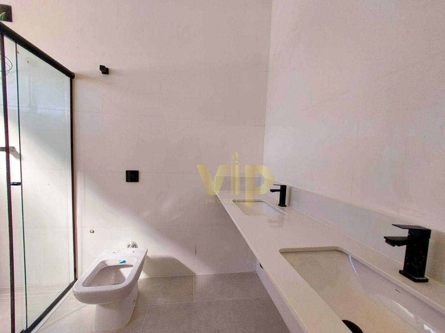 Casa à venda com 3 quartos, 180m² - Foto 11