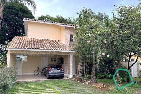 Casa de Condomínio à venda e aluguel com 4 quartos, 250m² - Foto 1