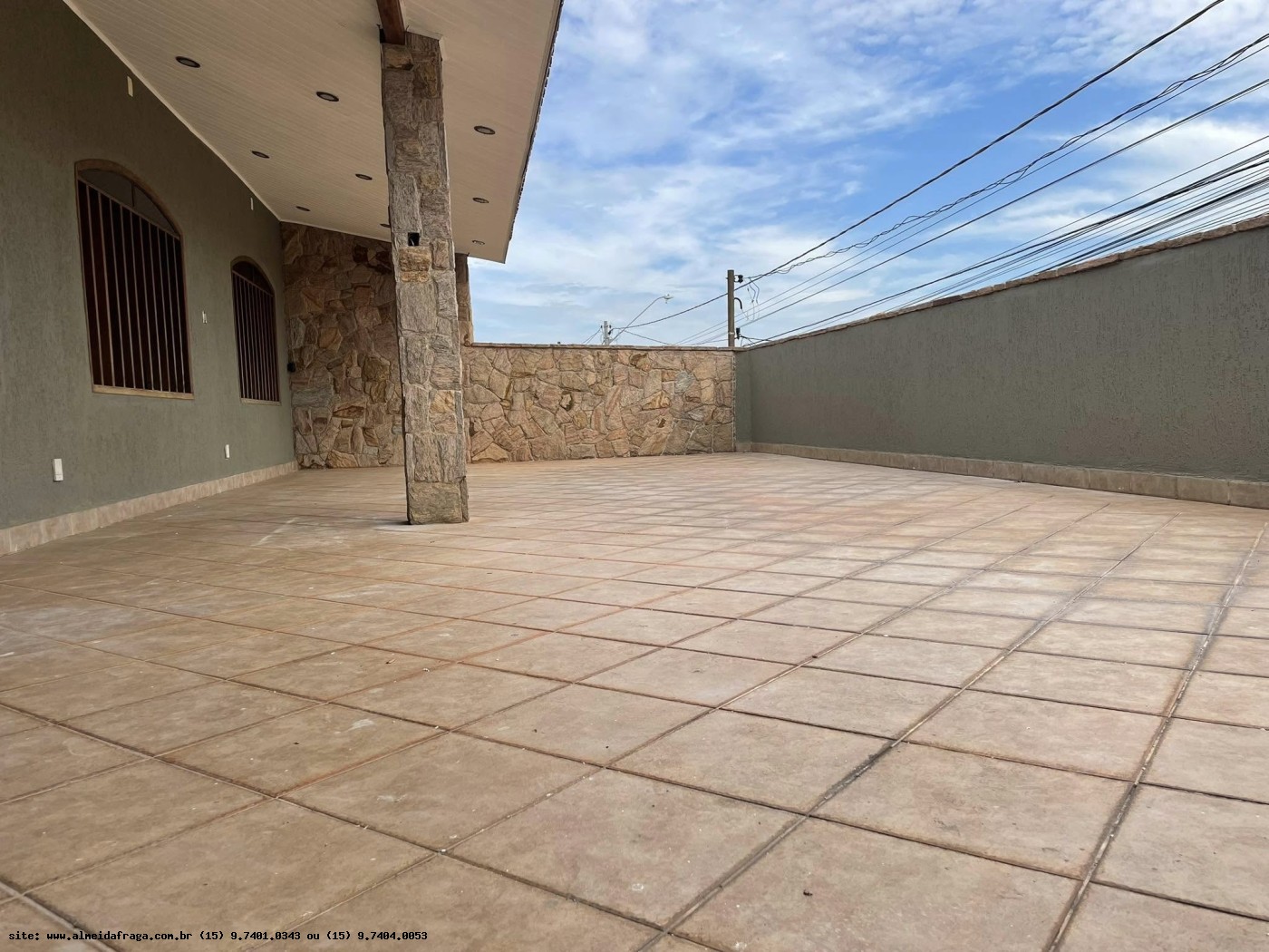 Casa para alugar com 3 quartos, 375m² - Foto 12
