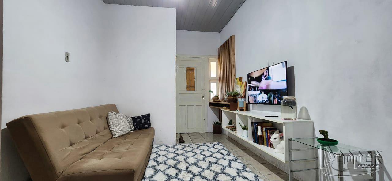 Casa à venda com 3 quartos, 168m² - Foto 2