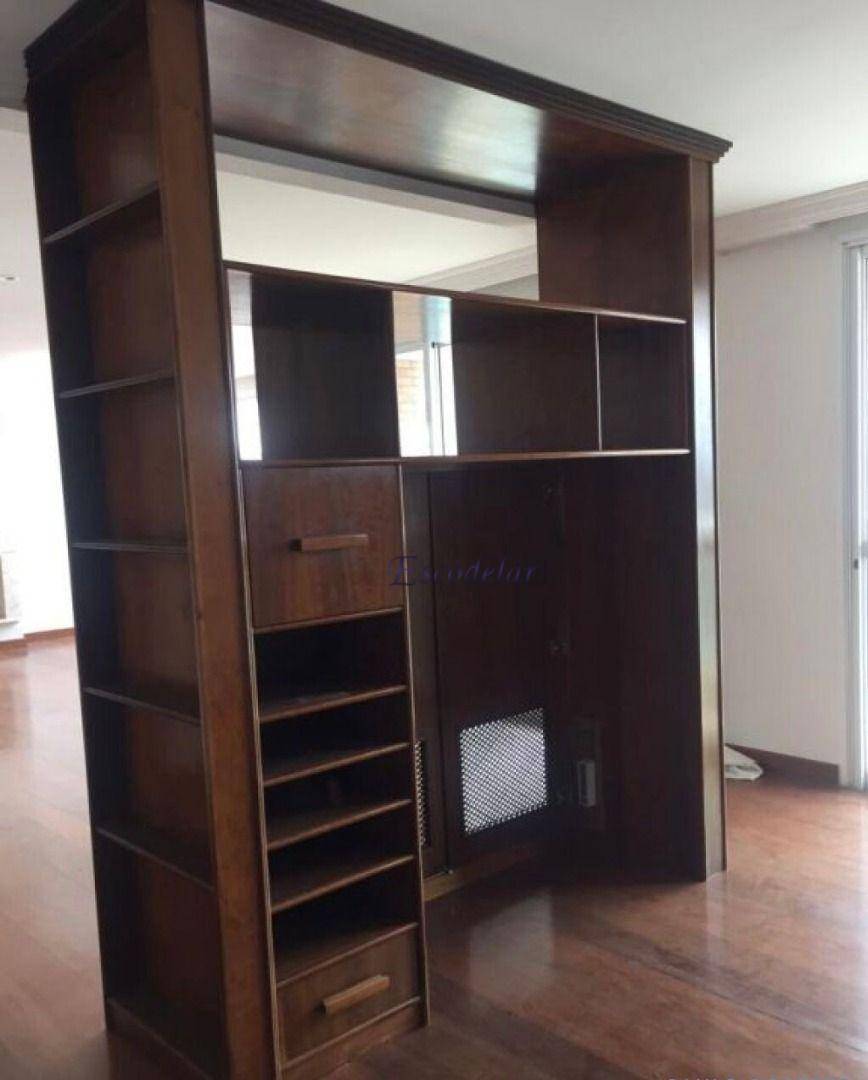 Apartamento à venda com 4 quartos, 225m² - Foto 8