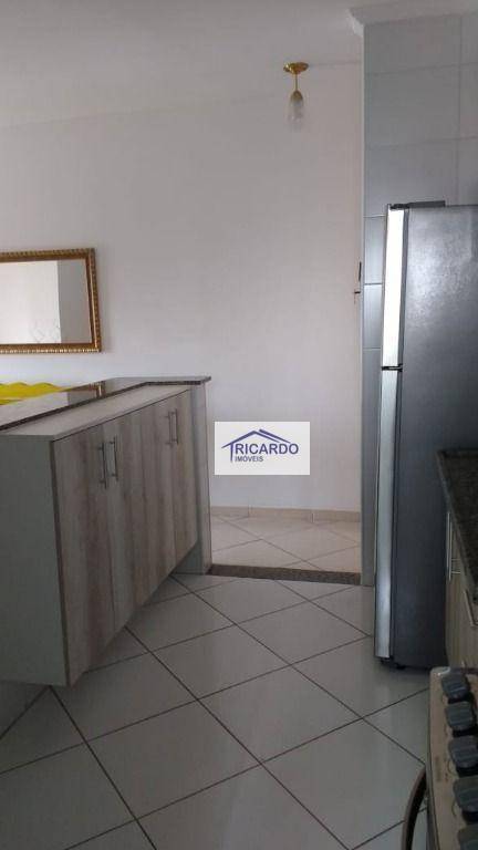 Apartamento à venda com 3 quartos, 68m² - Foto 20