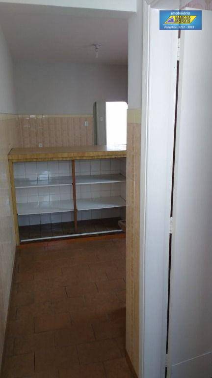 Casa à venda com 1 quarto, 86m² - Foto 4