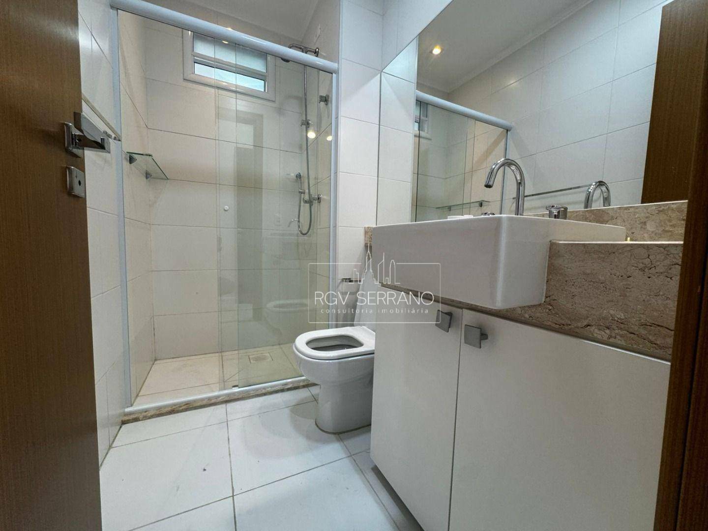 Apartamento para alugar com 3 quartos, 140m² - Foto 24