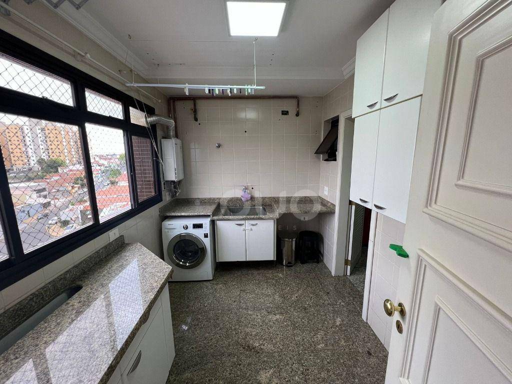 Apartamento à venda com 3 quartos, 227m² - Foto 44