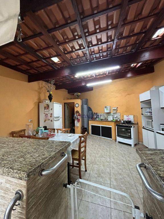 Casa à venda com 3 quartos, 82m² - Foto 25