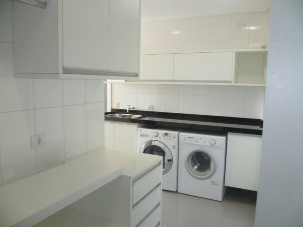 Apartamento à venda com 3 quartos, 176m² - Foto 18