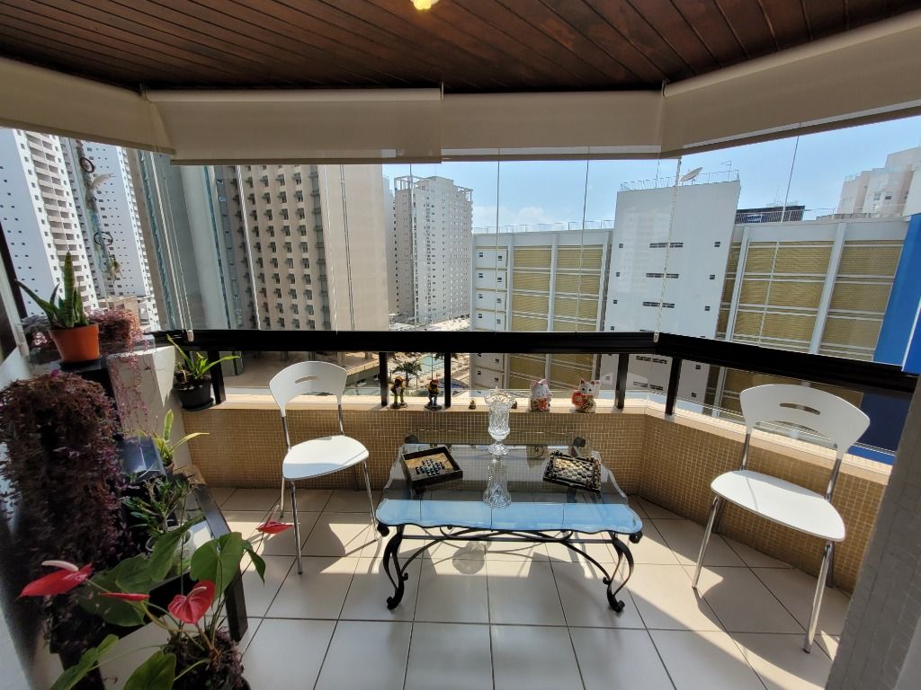 Apartamento à venda com 3 quartos, 124m² - Foto 8