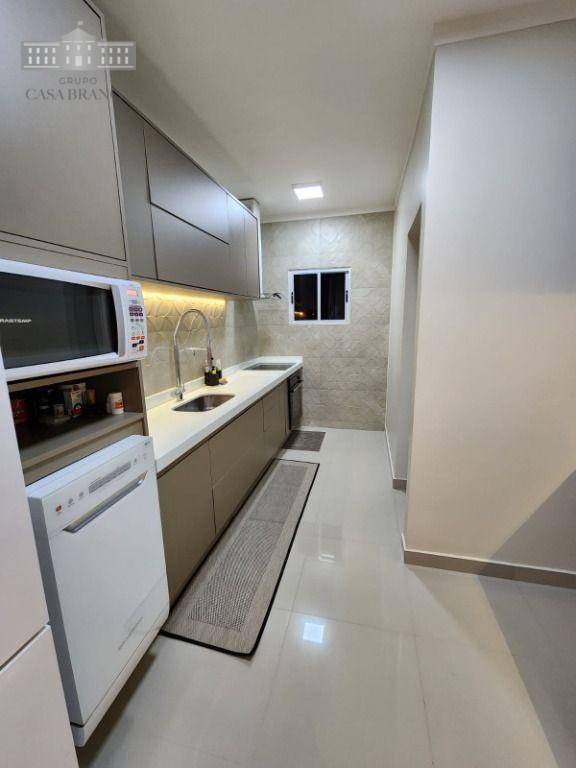 Apartamento à venda com 2 quartos, 90m² - Foto 25