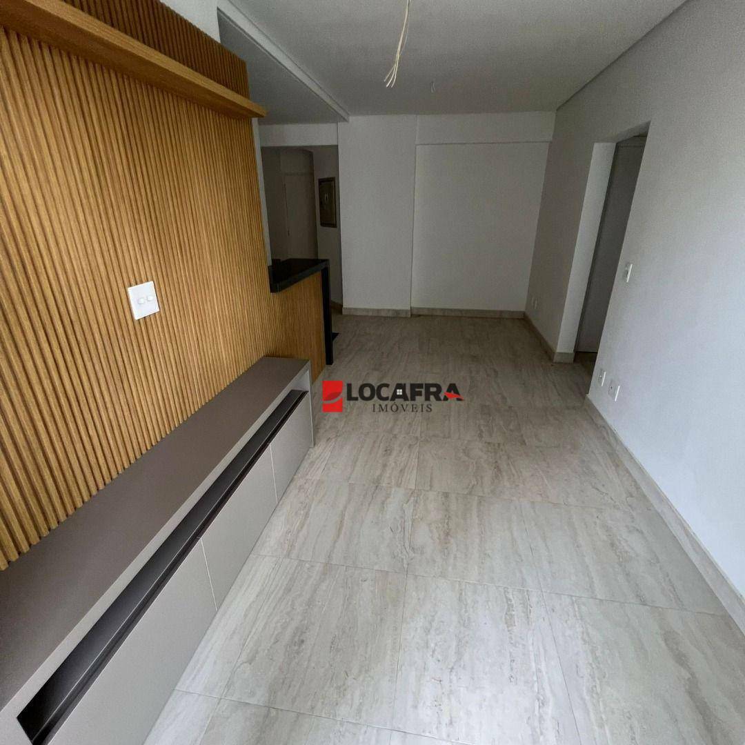 Apartamento à venda com 2 quartos, 78m² - Foto 15