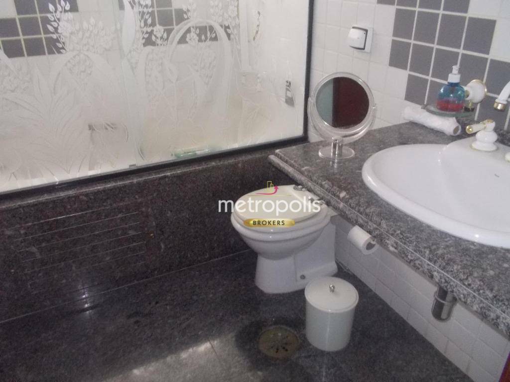 Sobrado à venda com 3 quartos, 200m² - Foto 8