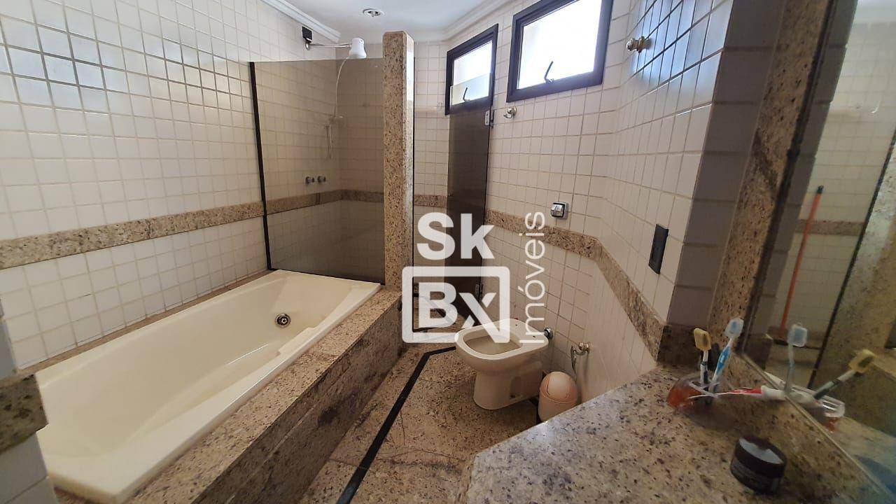 Apartamento à venda com 4 quartos, 208m² - Foto 13