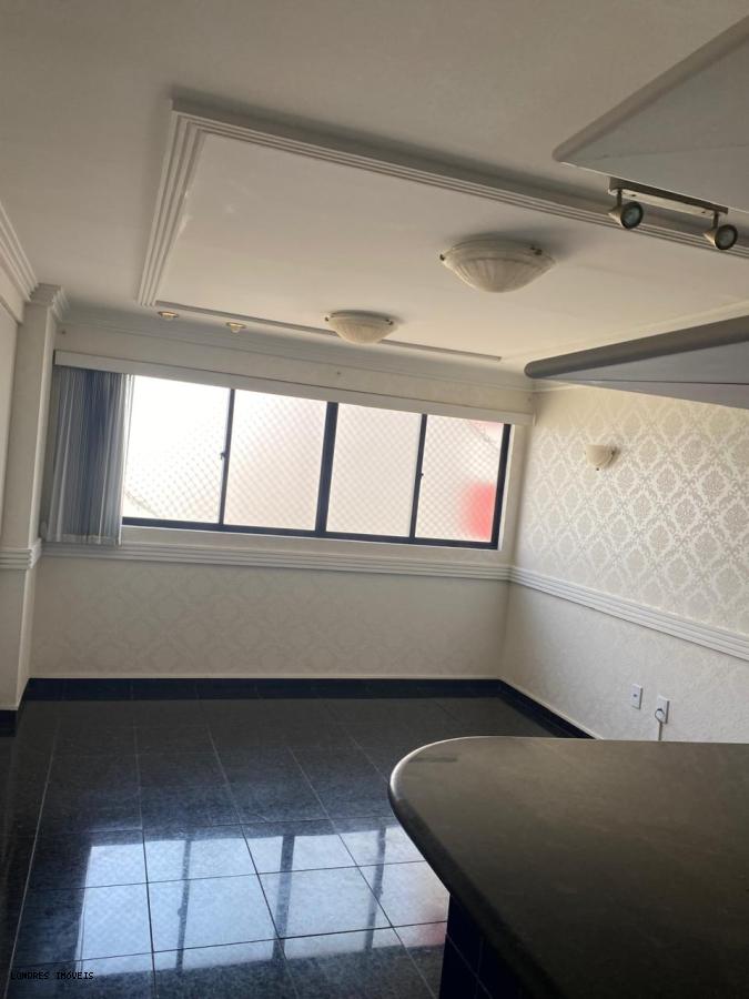 Apartamento para alugar com 2 quartos, 68m² - Foto 5