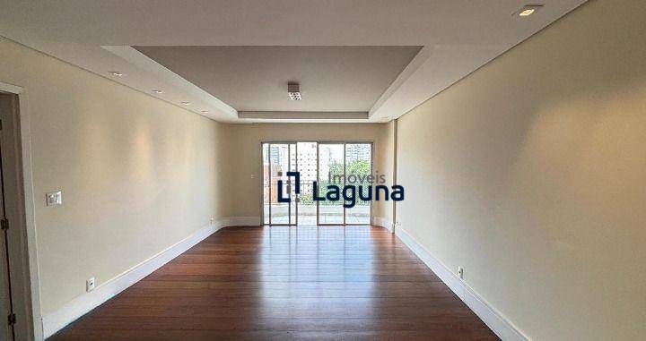 Apartamento, 3 quartos, 140 m² - Foto 1