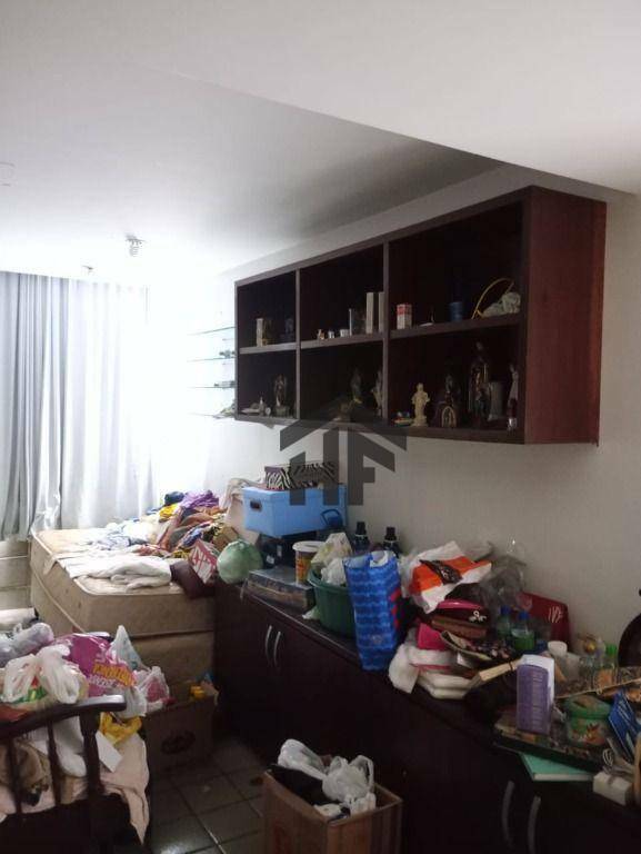 Apartamento à venda com 4 quartos, 210m² - Foto 7