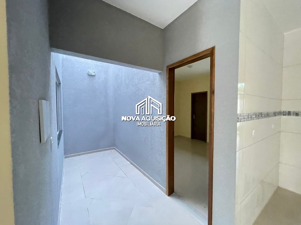 Casa à venda com 3 quartos, 82m² - Foto 11