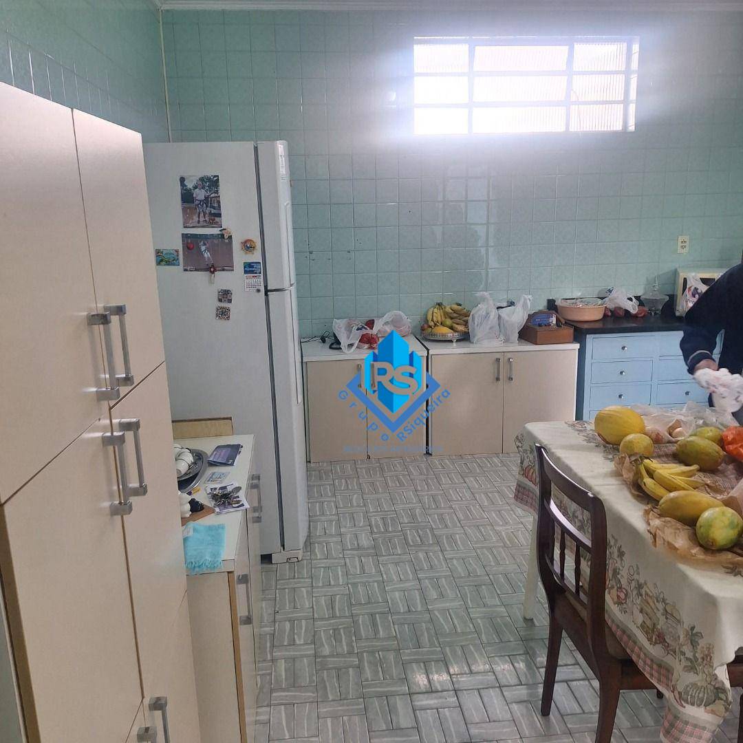 Casa, 3 quartos, 260 m² - Foto 4