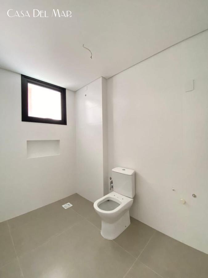 Apartamento à venda com 4 quartos, 210m² - Foto 15