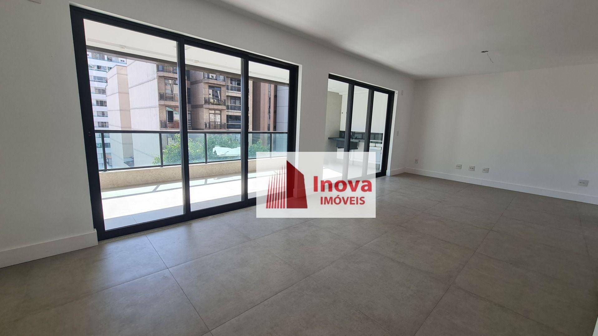 Apartamento à venda com 4 quartos, 250m² - Foto 7