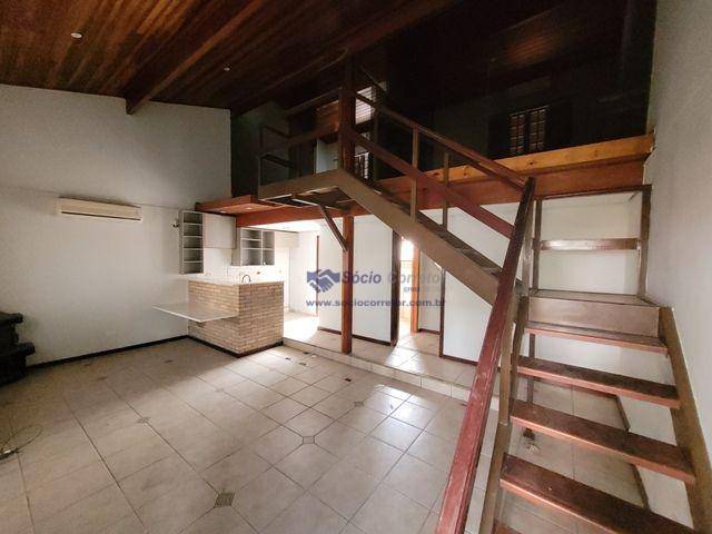 Sobrado, 2 quartos, 200 m² - Foto 1