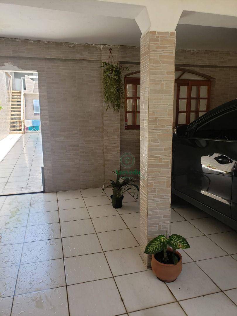 Casa à venda com 3 quartos, 182m² - Foto 16