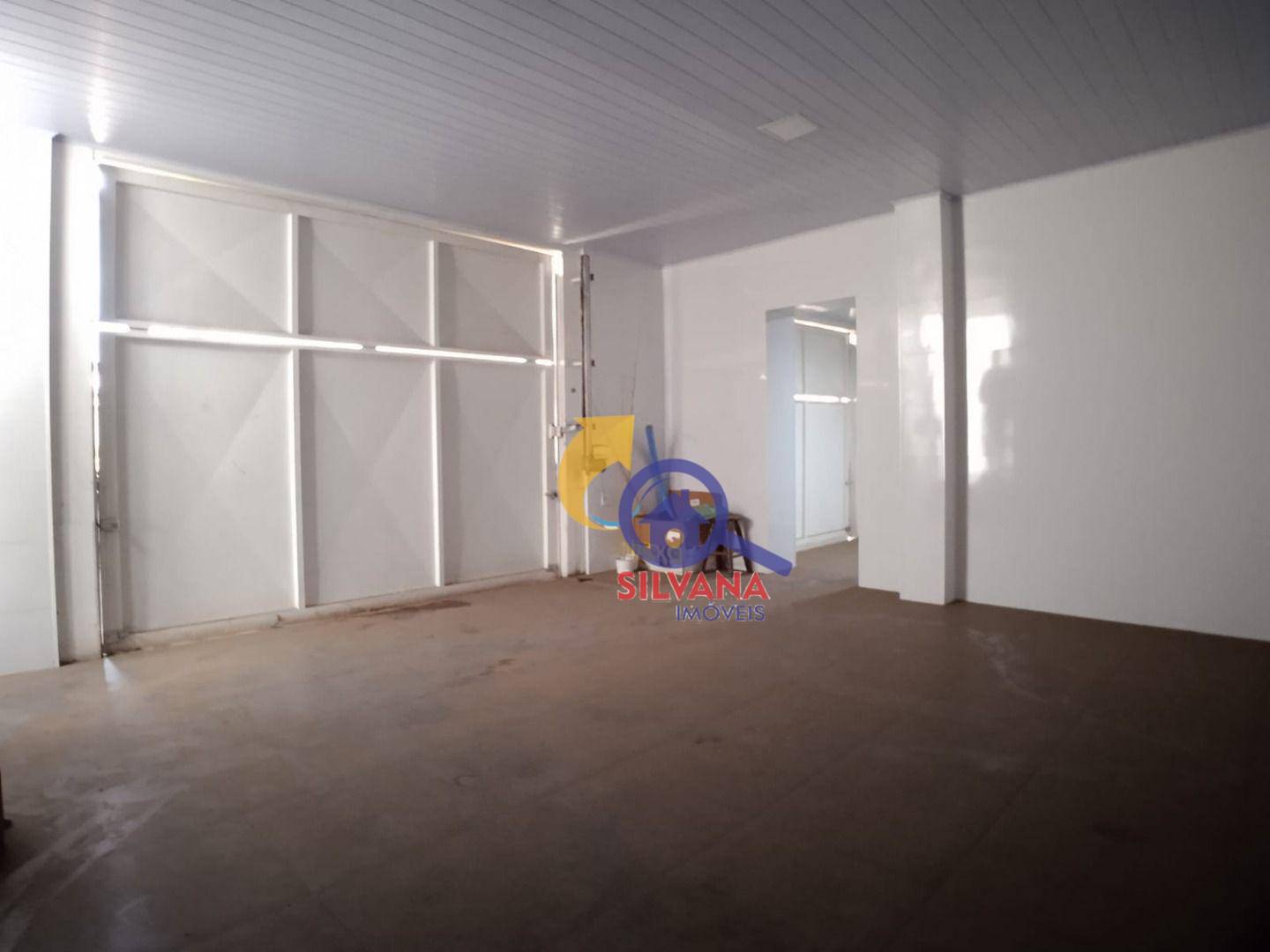 Casa à venda com 5 quartos, 299m² - Foto 4