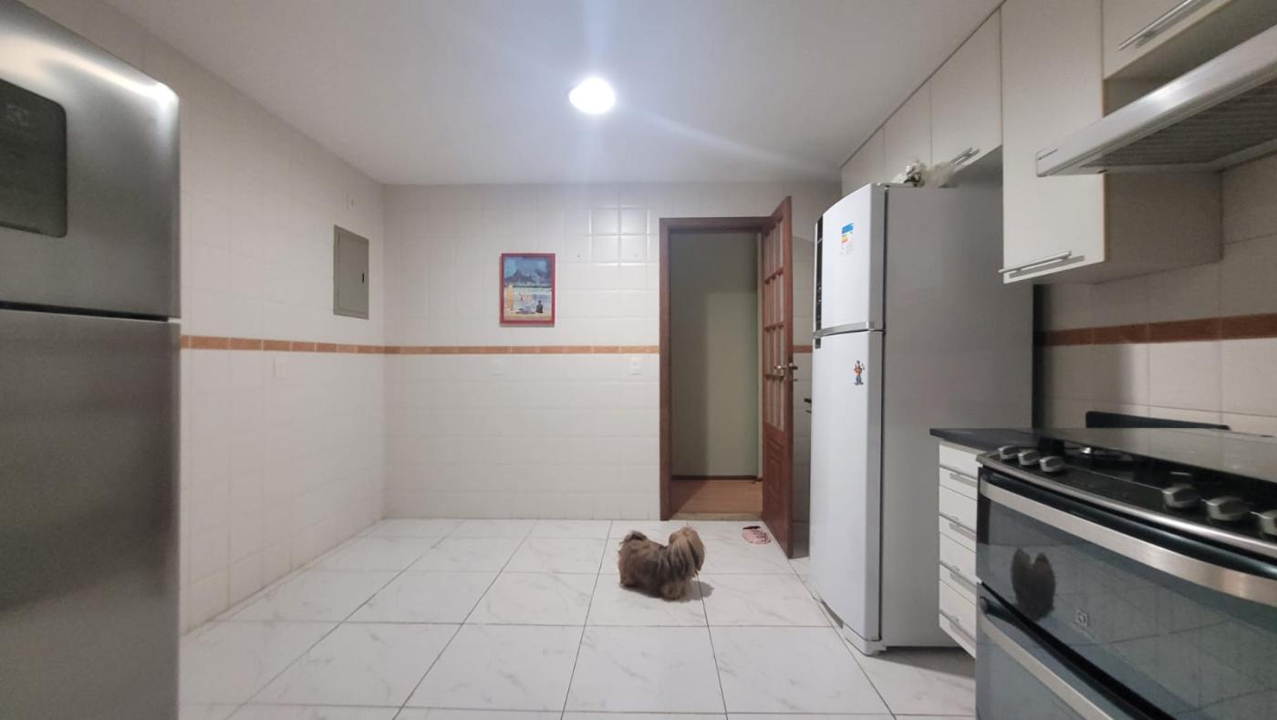 Apartamento à venda com 4 quartos, 196m² - Foto 33